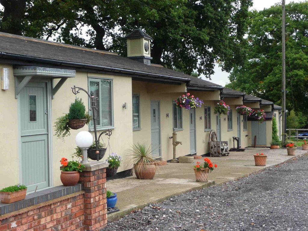 The Stables - Deer Park Farm Bed & Breakfast Solihull Exterior foto